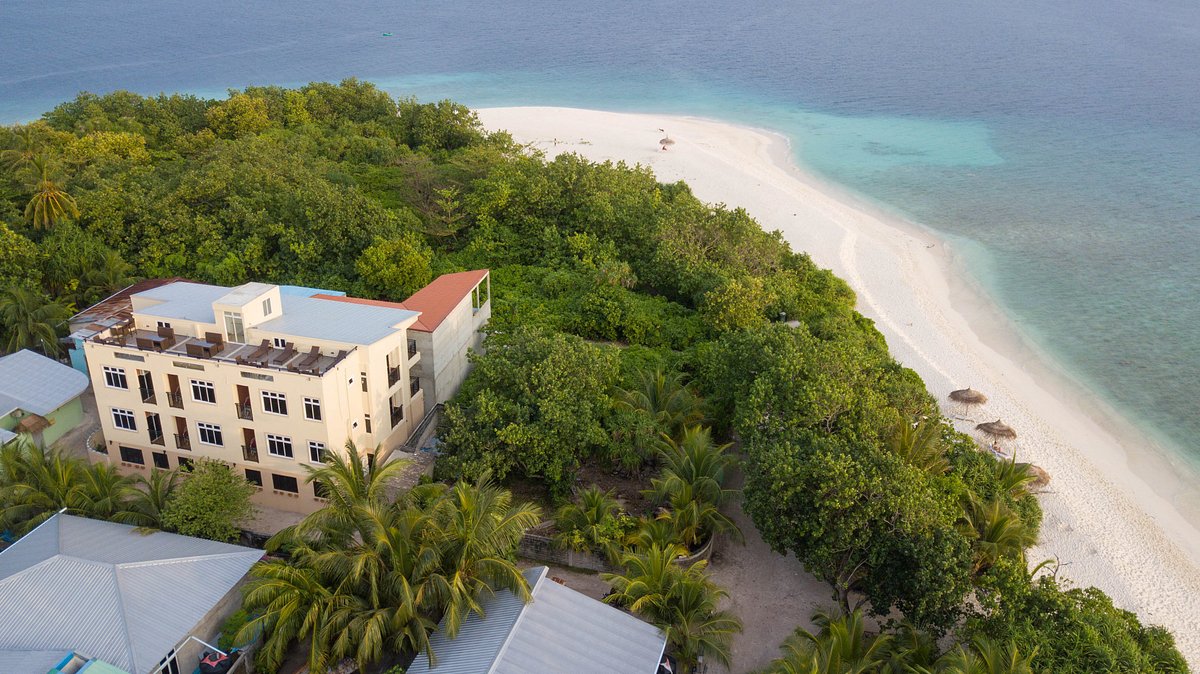 AA. Ukulhas: The Eco-Paradise Redefining Local Tourism in the Maldives