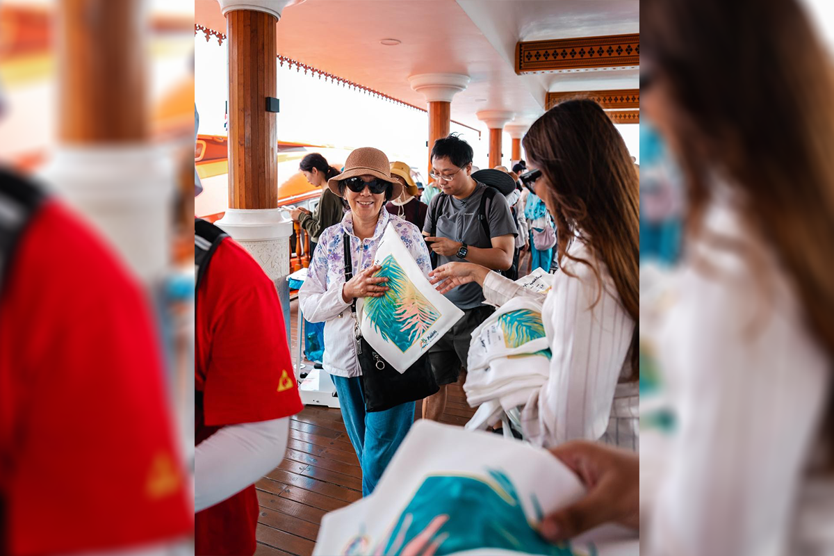 Visit Maldives together with MAYA Welcomes  Chinese Cruise ship “Viking Yidun” as it  makes its first visit to Maldives  