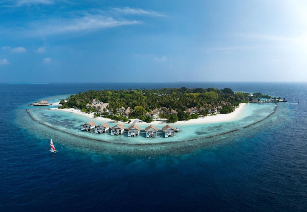 Bandos Maldives: The Island That Helped Put the Maldives on the Tourism Map