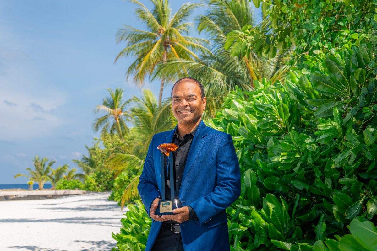 Sun Siyam Iru Veli General Manager Masdhooq Saeed Honoured as Best General Manager – Hospitality in Maldives at World GM Awards 2025
