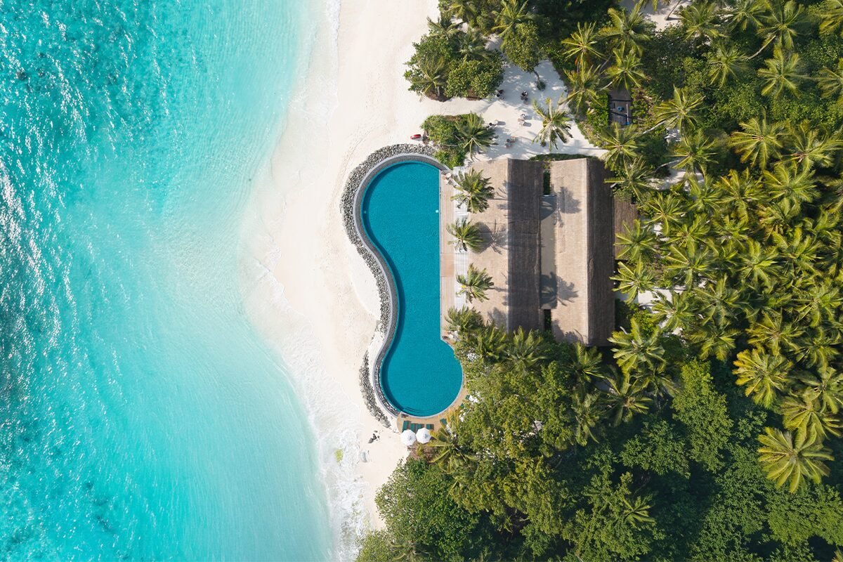 Romanian Superstar Loredana Groza to Visit NH Collection Maldives Reethi Resort as Guest of Honour for Caravela Restaurant Opening